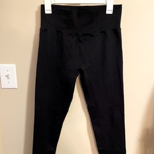 SUUKSESS Butt Scrunch Leggings